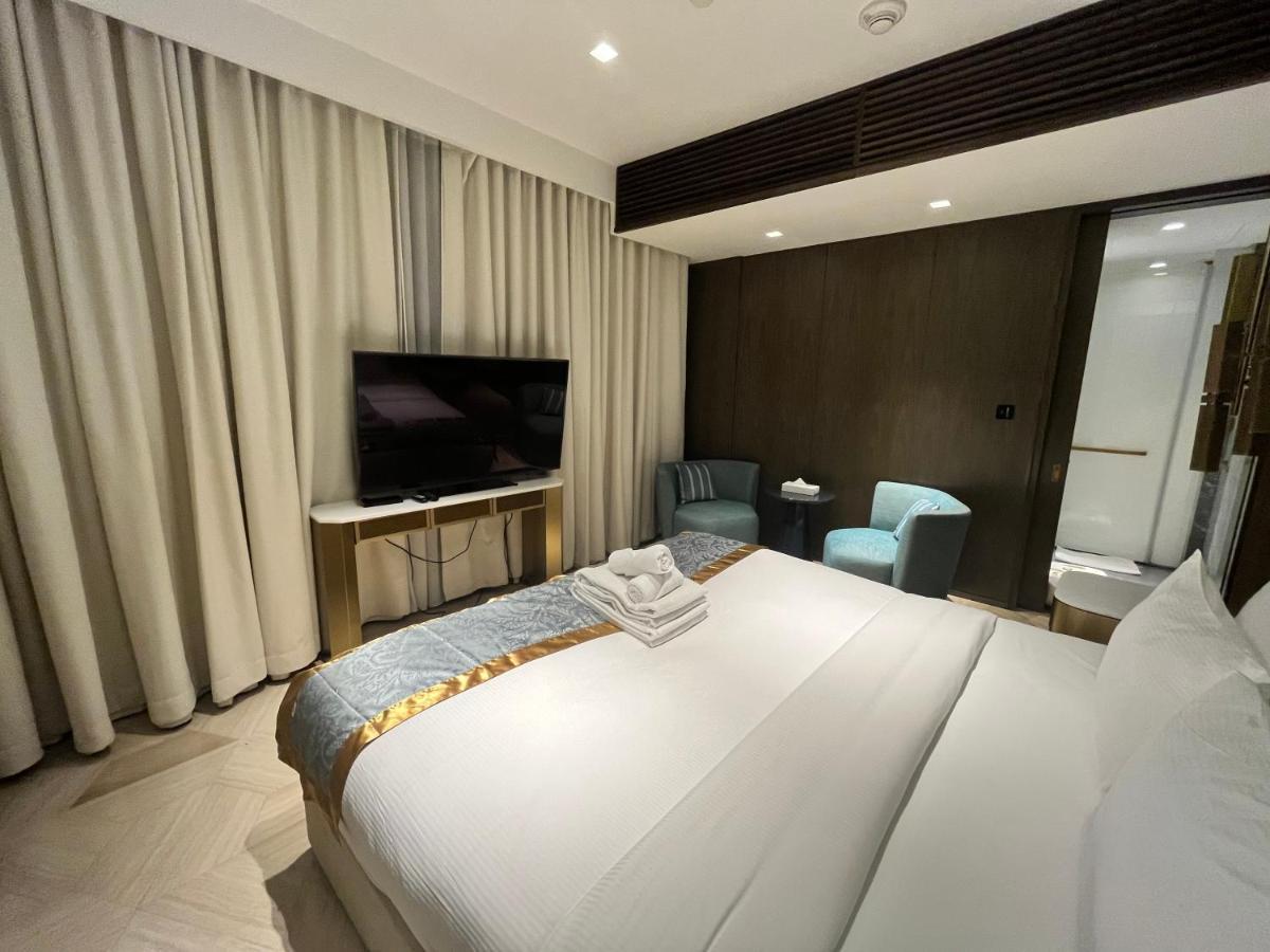 Five Palm Jumeirah - 2 Bedrooms & Maid Room In A Splendid Resort - Modernlux Dubai Ngoại thất bức ảnh